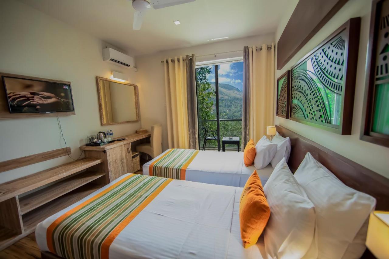 Skyloft Kandy By Aaradhya Hotel Exterior photo